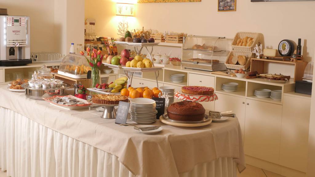 Hotel-Corallo-Albinia-Agosto-2022-Colazione-5