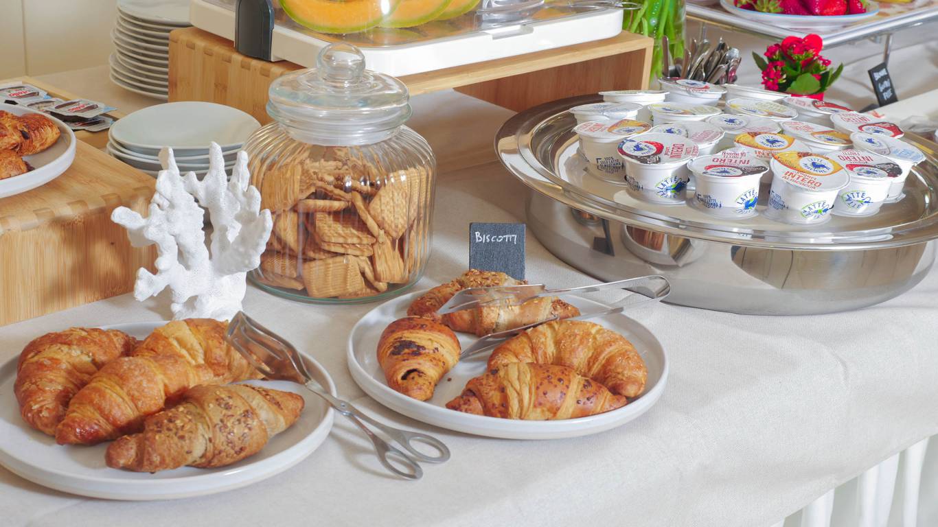 Hotel-Corallo-Albinia-Agosto-2022-Colazione-2